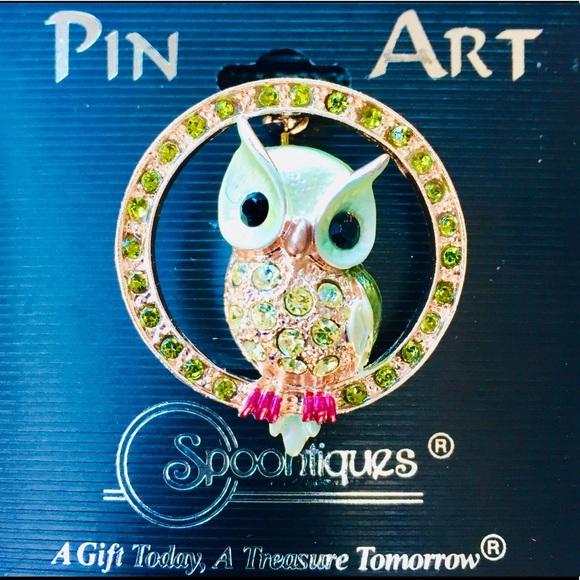 2/$35 Owl🦉Crystal Pin / Brooch by Spoontiques NEW / NWT - Picture 2 of 8